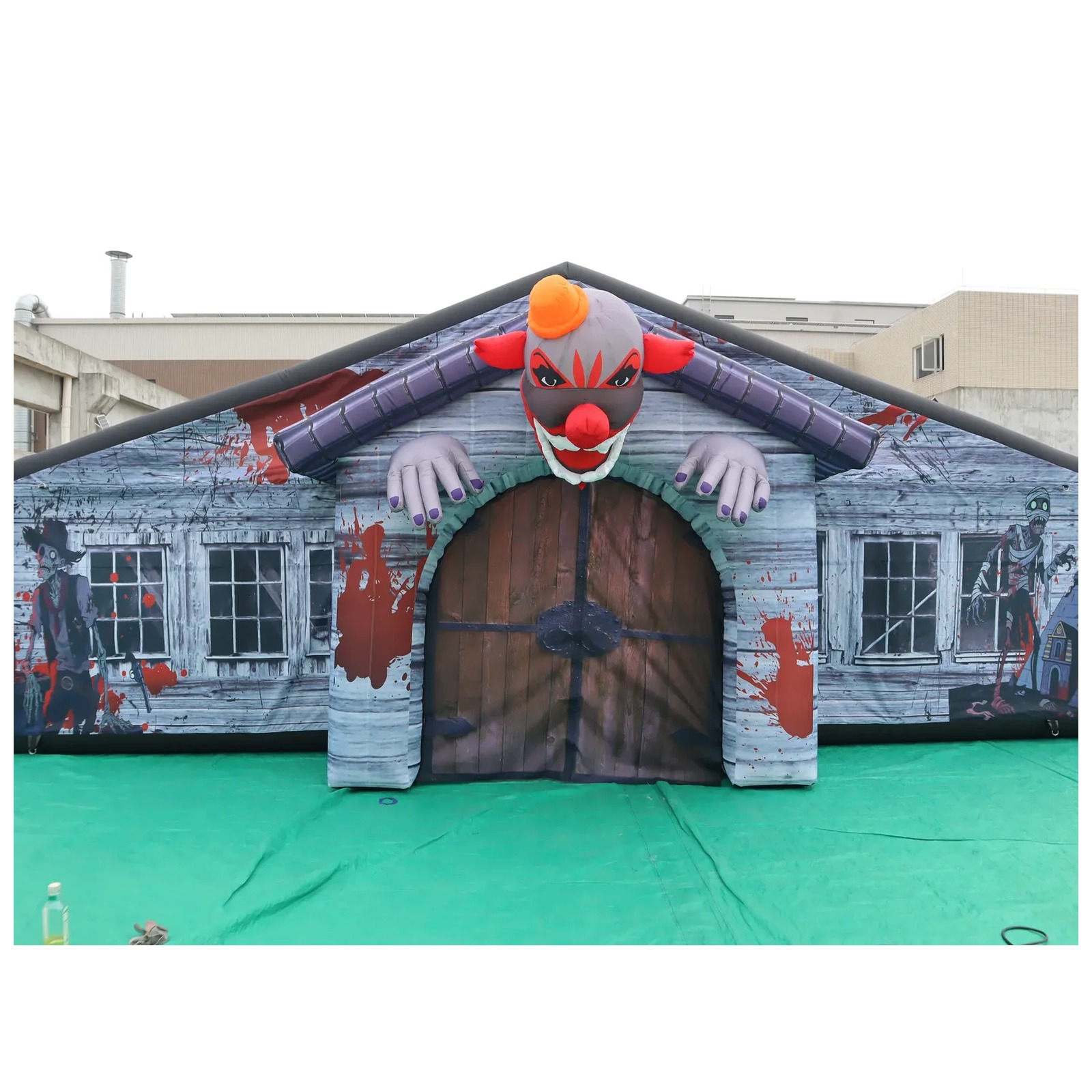 Kids Outdoor Venues - Large Haunted Roofed Inflatable Maze with