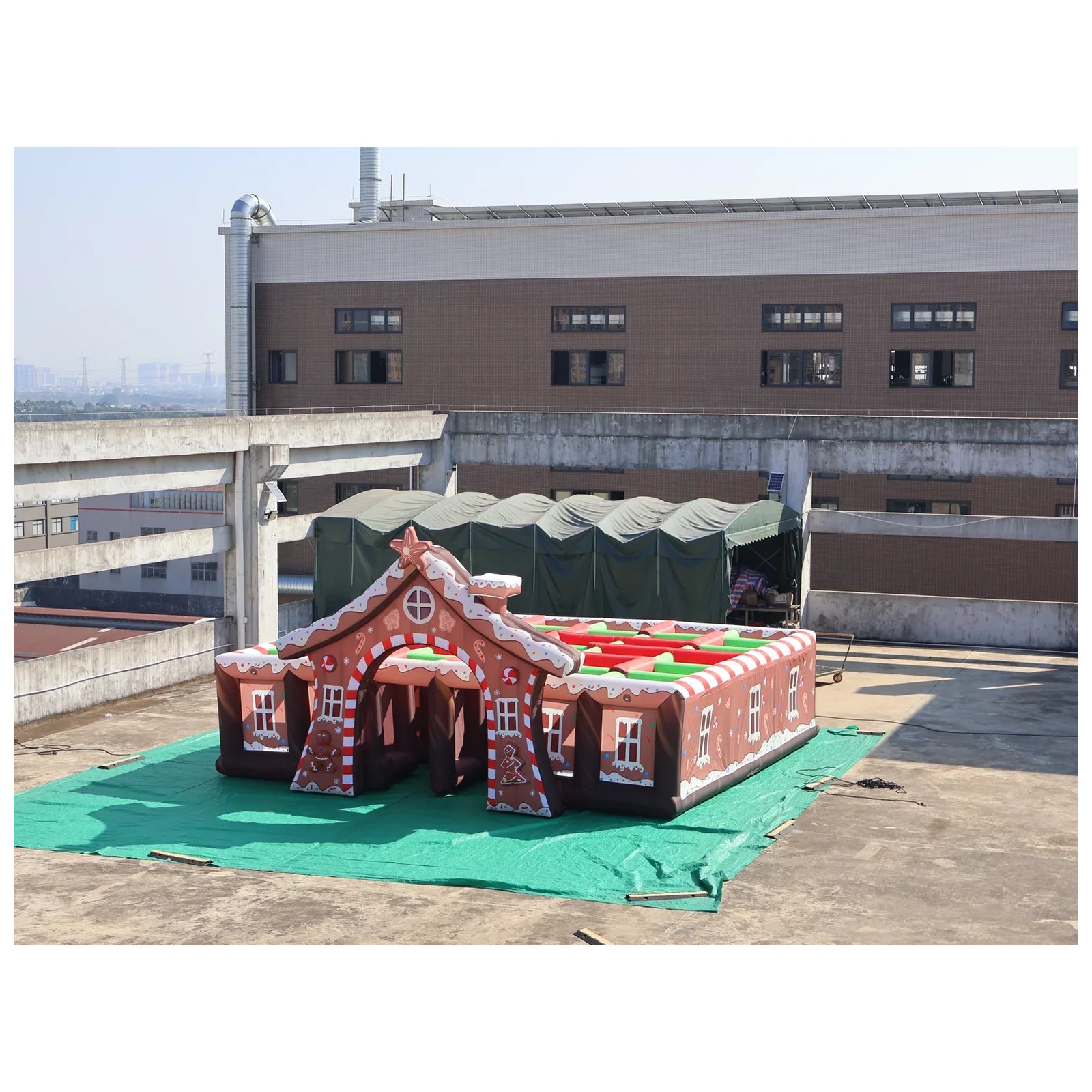 Large Gingerbread Inflatable M - огляд і ціна Kids Outdoor Venues