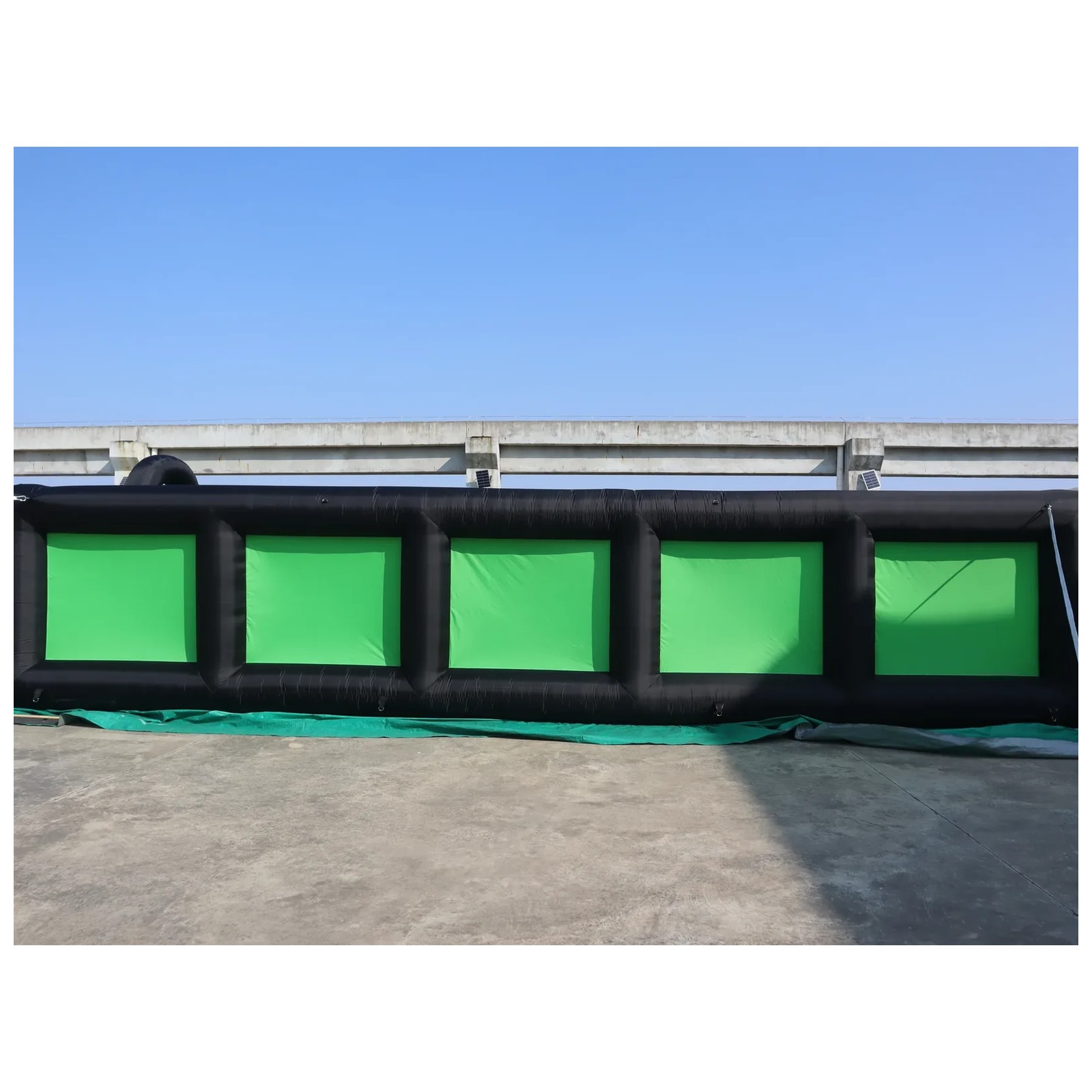 Outdoor Black Green Inflatable - огляд і ціна Kids Outdoor Venues