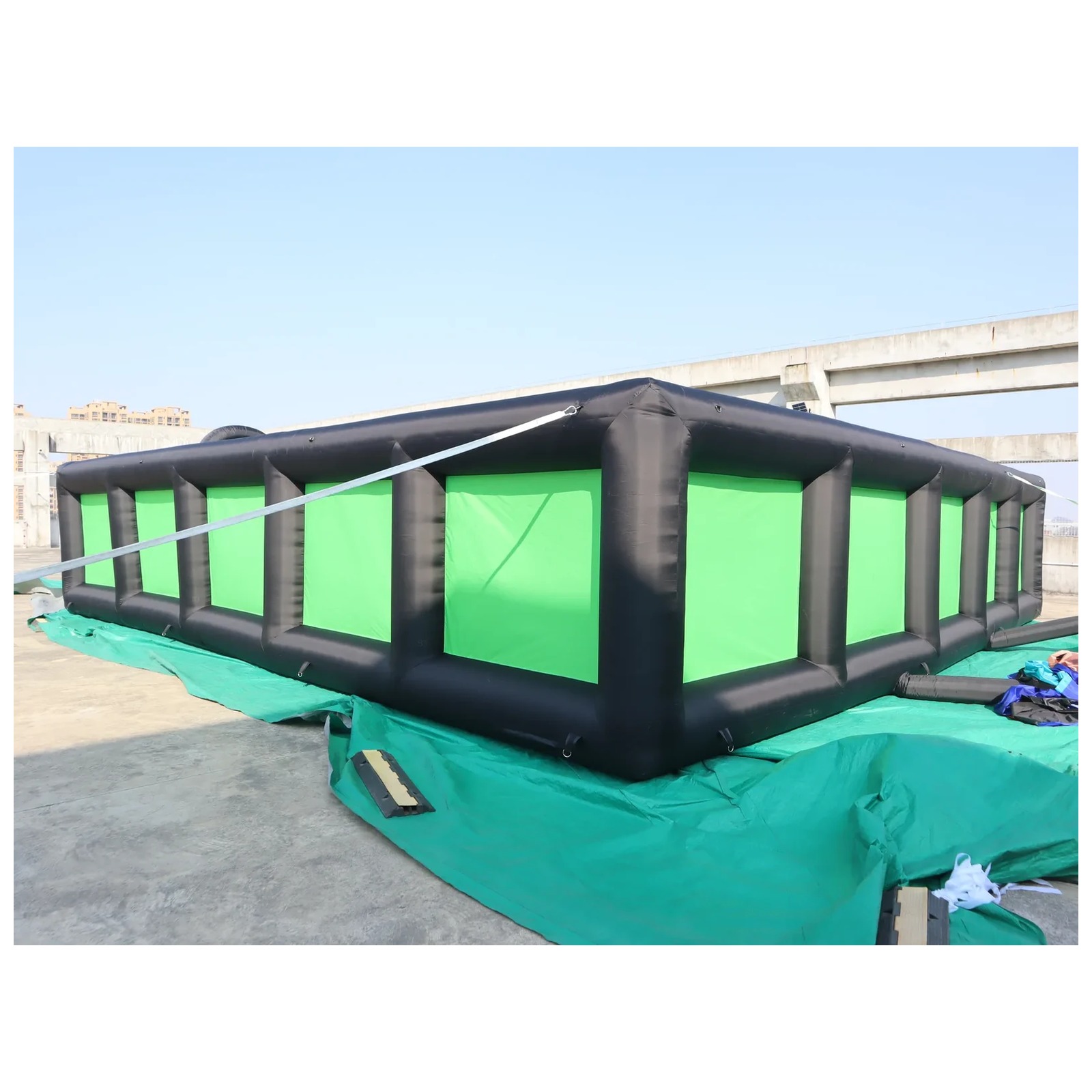 Outdoor Black Green Inflatable - огляд і ціна Kids Outdoor Venues